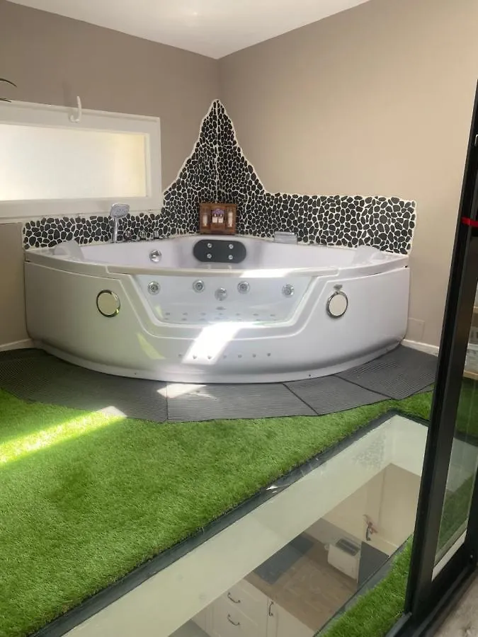 Appartement Maison De Village Avec Jacuzzi Estoublon France