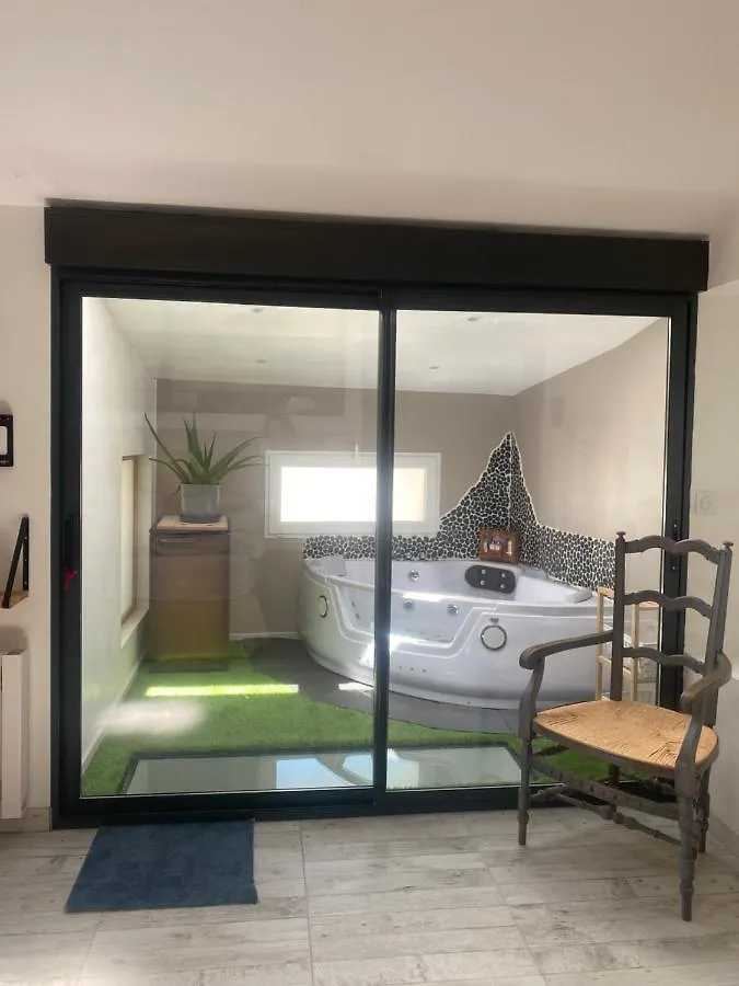 Maison De Village Avec Jacuzzi Estoublon Appartement